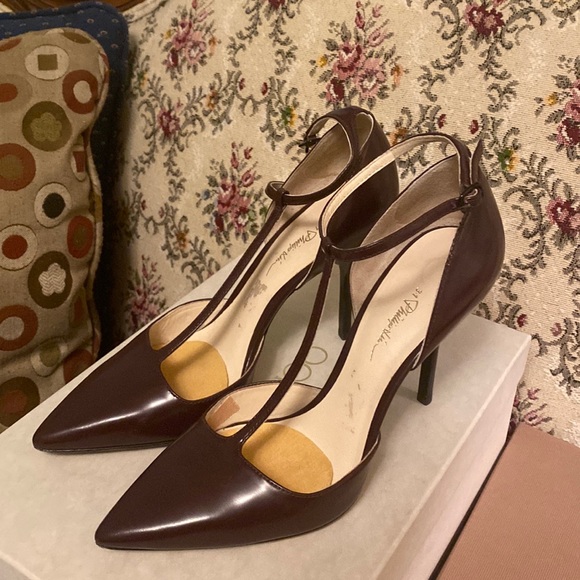 Burgundy  shoes with black heels . Phillip Lim made in Italy - Picture 3 of 11